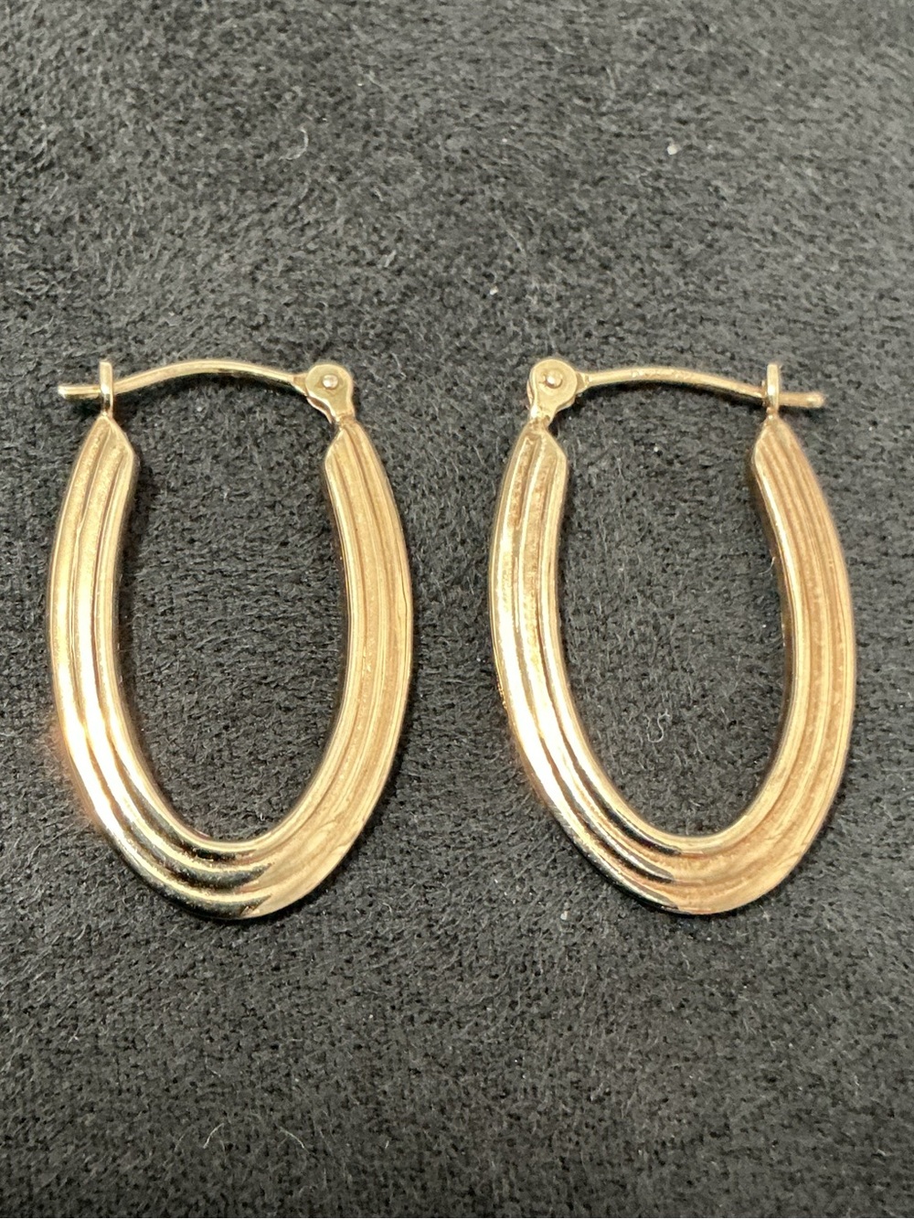 14K Channeled Oval Hoop Earrings JCM
